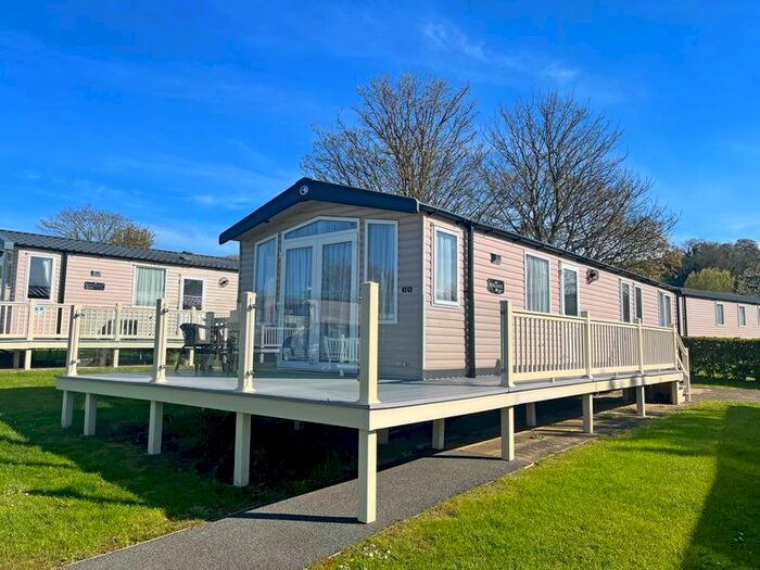 3 Bedroom Mobile/park Home For Sale In Watchet, TA23