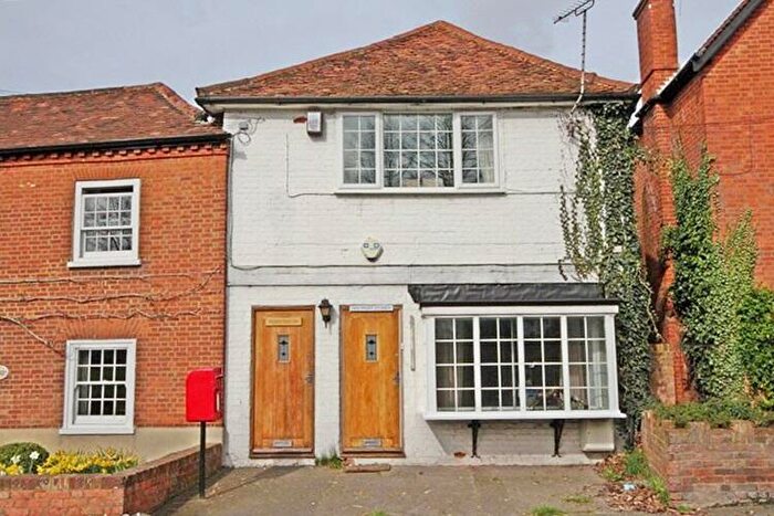 2 Bedroom Detached House For Sale In Holyport Village, SL6