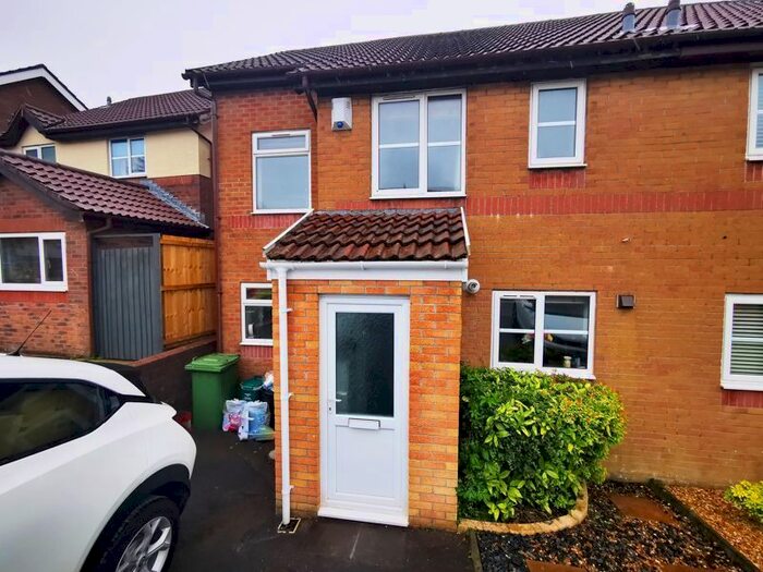 3 Bedroom Semi-Detached House To Rent In Ty'r Person, Church Village, Pontypridd, CF38