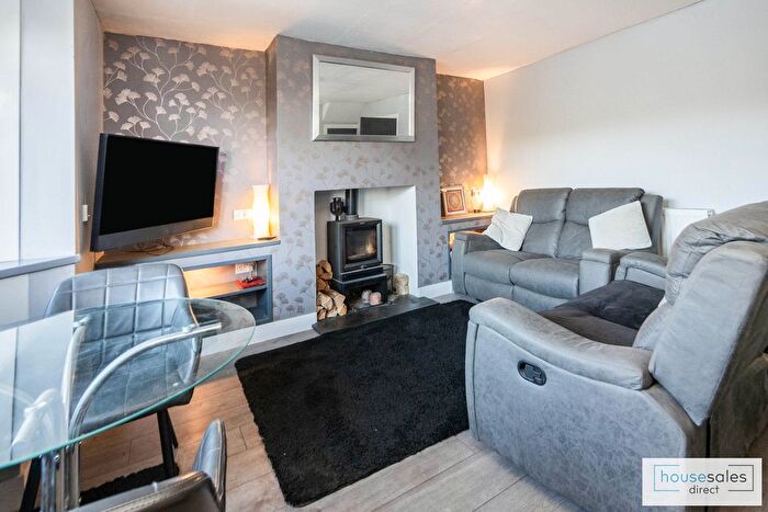 3 Bedroom Semi-Detached House For Sale In Driffield Road Driffield, Langtoft, YO25