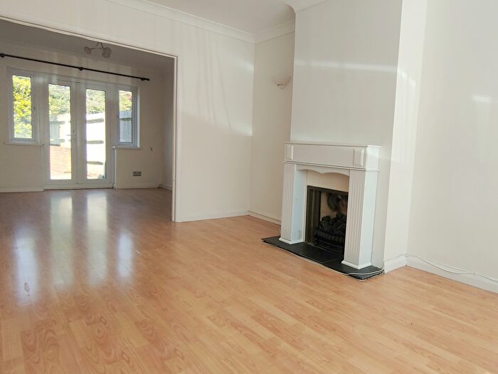 3 Bedroom Property To Rent In Daleside Close, Orpington, BR6