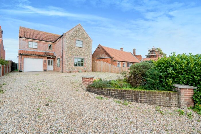 3 Bedroom Detached House For Sale In The Street, Hindolveston, Dereham, NR20