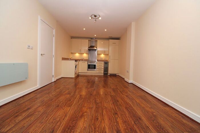 Studio For Sale In Luminosity Court, Ealing, W13