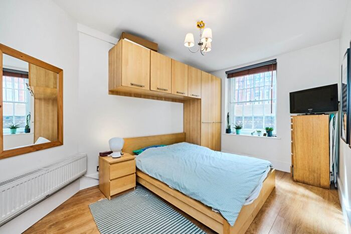 1 Bedroom Flat To Rent In Hunter Street, London, WC1N