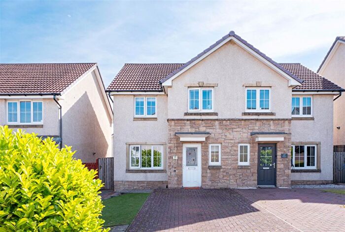 3 Bedroom Semi-detached House For Sale In East Cults Court, Whitburn, Bathgate, EH47