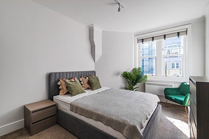 Studio To Rent In Charing Cross Road, Covent Garden, WC2H