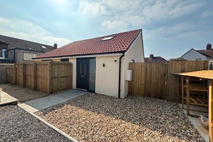 3 Bedroom Property To Rent In Gillard Road, Bristol, BS15