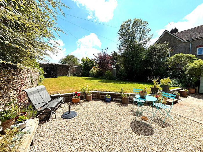 3 Bedroom Link Detached House For Sale In Longburton, Sherborne, DT9