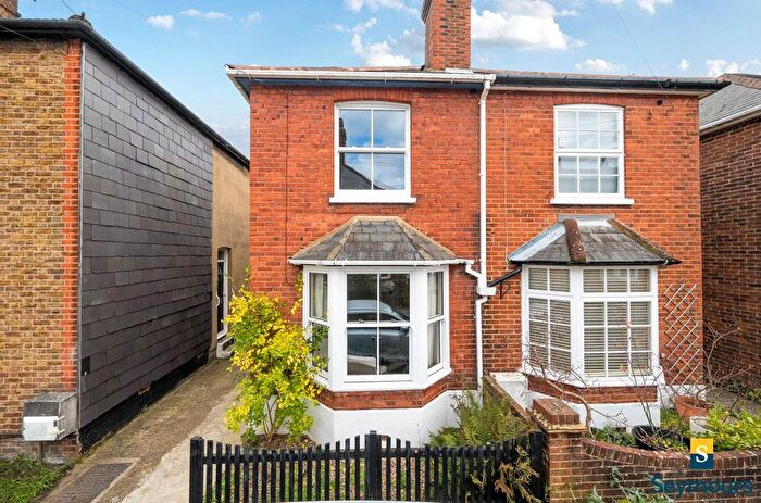 3 Bedroom Semi Detached House For Sale In Guildford, Surrey, GU2