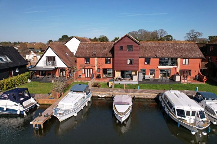 2 Bedroom Town House For Sale In Ferry Marina, Horning, NR12