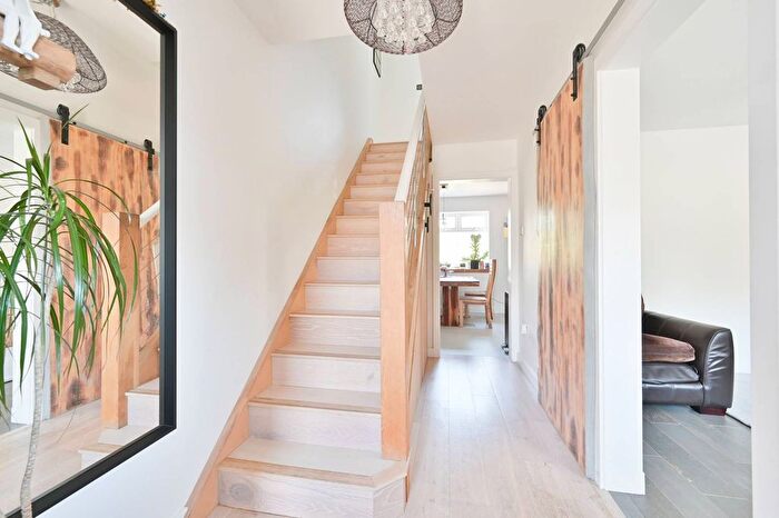 3 Bedroom Semi-detached House For Sale In Gaddesden Crescent, Watford, WD25