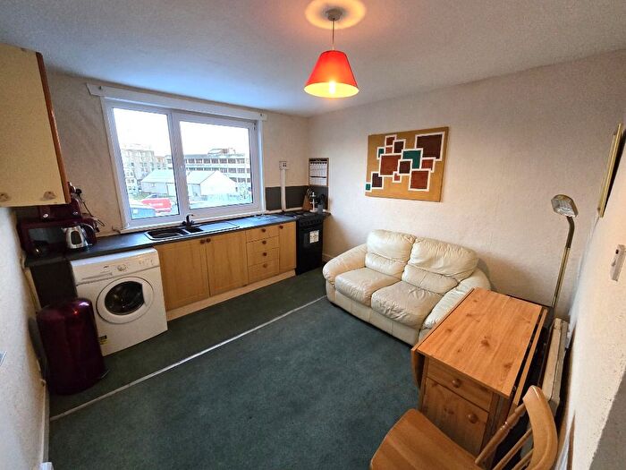 1 Bedroom Flat To Rent In Stephen Place, Kittybrewster, Aberdeen, AB25