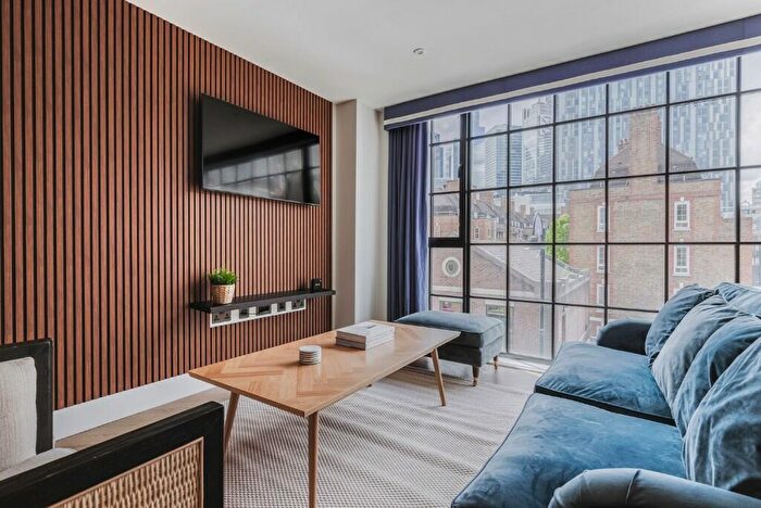 2 Bedroom Apartment To Rent In Commercial Street, London, E1