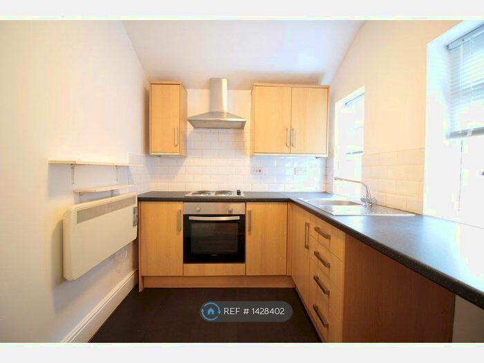 3 Bedroom Flat To Rent In High Street West, Wallsend, NE28