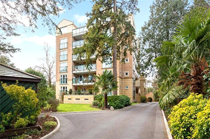 2 Bedroom Flat For Sale In The Avenue, Branksome Park, Poole, Dorset, BH13