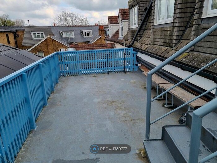 1 Bedroom Flat To Rent In Woodthorpe Road, Ashford, TW15