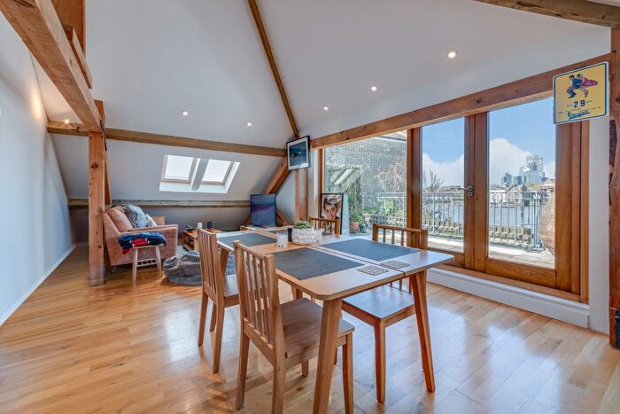 2 Bedroom Flat For Sale In Granary House, Hope Wharf, SE16