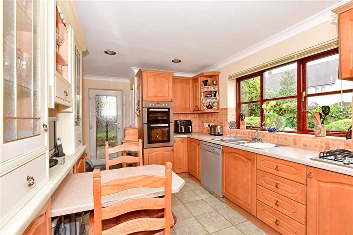 4 Bedroom Detached House For Sale In Manor Close, Deal, Kent, CT14