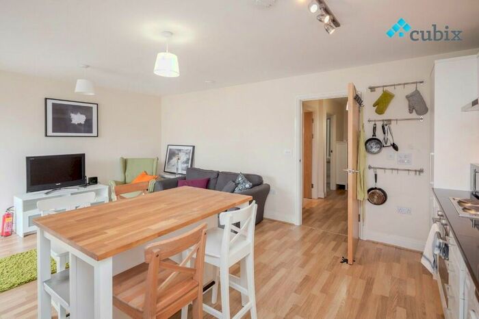 1 Bedroom Flat To Rent In George Mathers Road, London, SE11