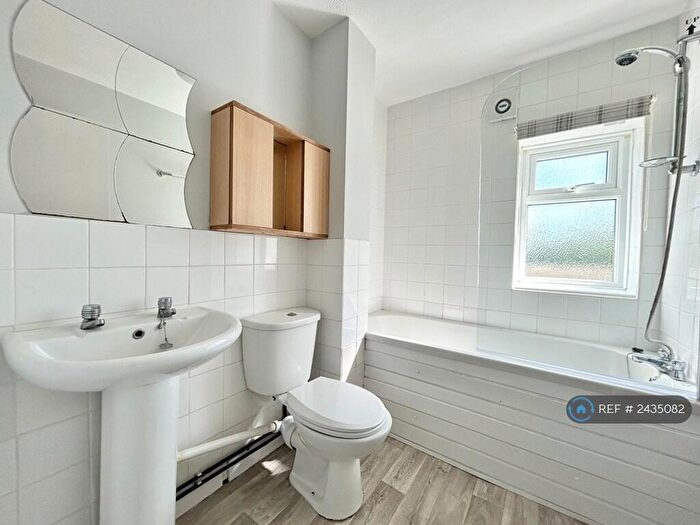 1 Bedroom Flat To Rent In Minster Road, Minster On Sea, Sheerness, ME12