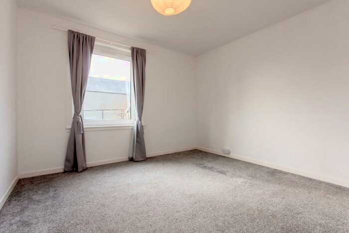 2 Bedroom Flat For Sale In Hilton Terrace, Hilton, Aberdeen, AB24