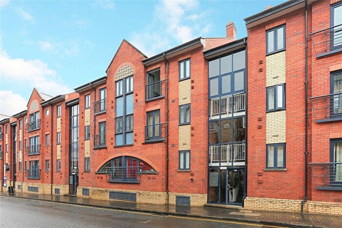 2 Bedroom Flat For Sale In Graham Street, Birmingham, West Midlands, B1