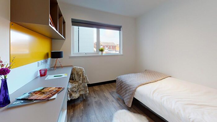 1 Bedroom Apartment To Rent In Dumfries Street, Luton, Bedfordshire, LU1