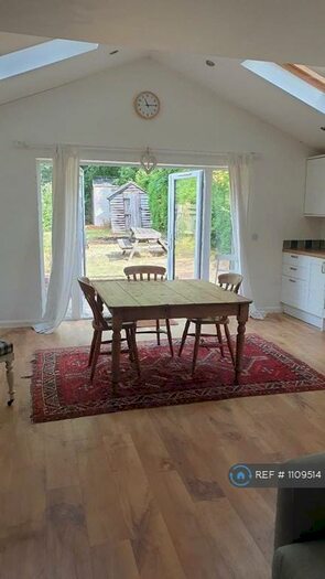 4 Bedroom Semi-Detached House To Rent In Morrell Avenue, Oxford, OX4