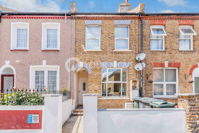 1 Bedroom Terraced House To Rent In Spring Vale North, Dartford, DA1