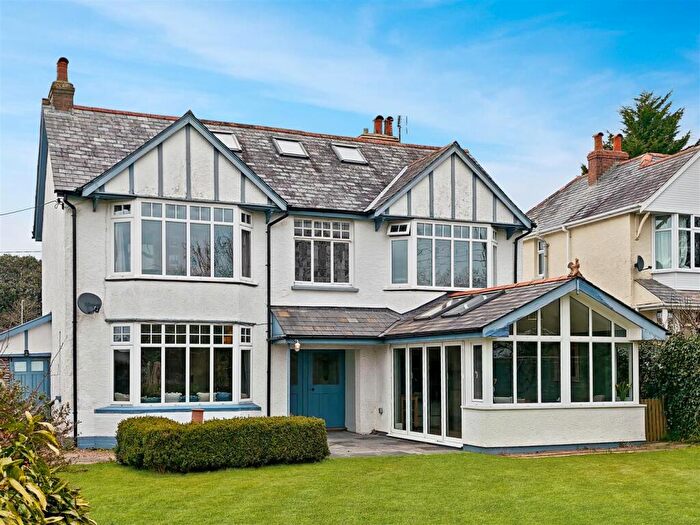 4 Bedroom Detached House For Sale In Pill Lane, Rumsam, Barnstaple, EX32