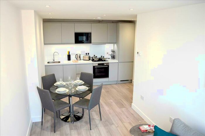 1 Bedroom Flat To Rent In New London Road, Chelmsford, CM2