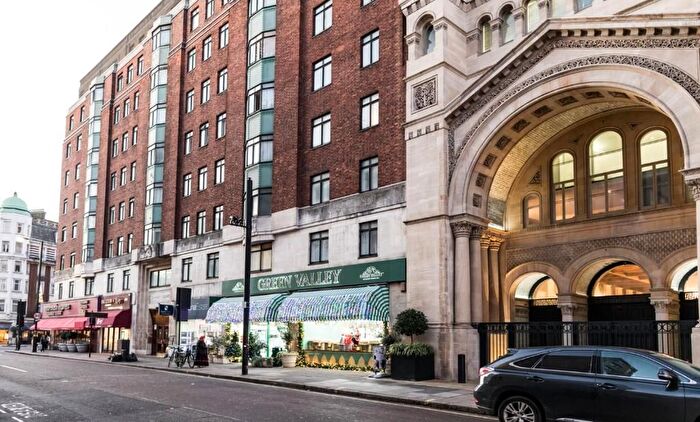 1 Bedroom Flat To Rent In Upper Berkeley Street, London, W1H