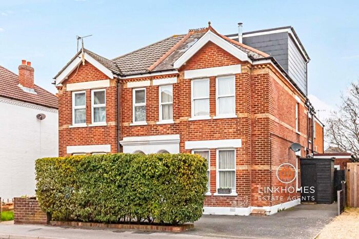 6 Bedroom Semi Detached House For Sale In Ashley Road, Poole, BH14