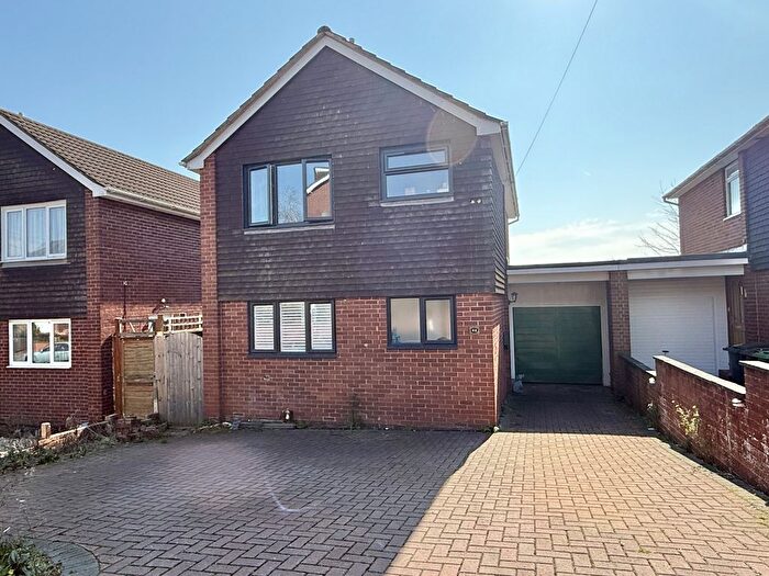 3 Bedroom Detached House For Sale In Berkshire Drive, St Thomas, EX4