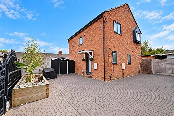 3 Bedroom Detached House For Sale In Balden Road, Harborne, Birmingham, B32