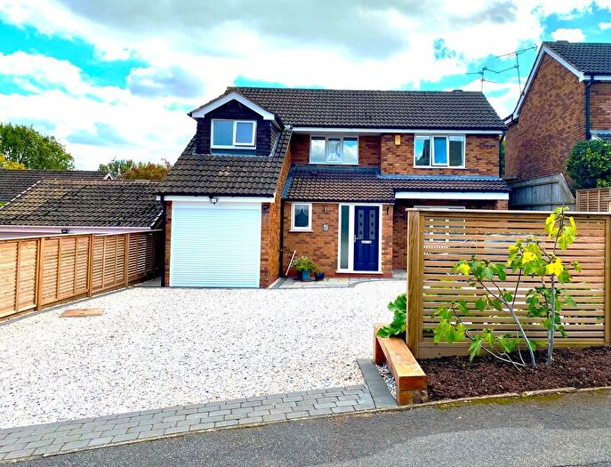 4 Bedroom Detached House For Sale In Pendlebury Drive, Mickleover, DE3