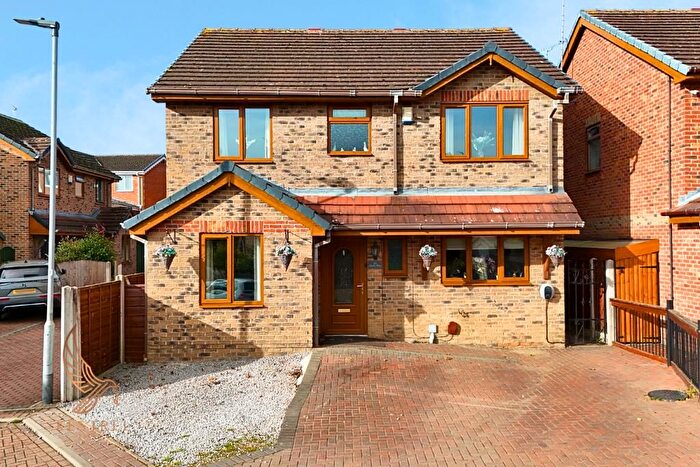 4 Bedroom Detached House For Sale In Jacks Way, Upton, WF9