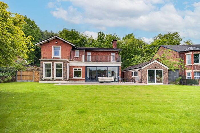 6 Bedroom Detached House For Sale In St. Johns Wood, Kidsgrove, ST7