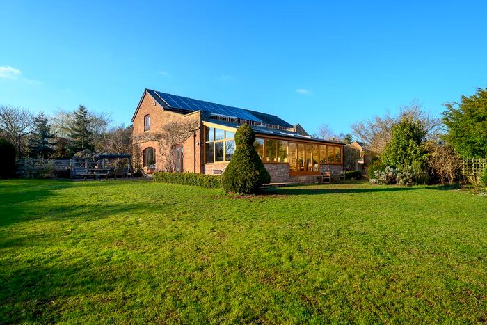 3 Bedroom Barn Conversion For Sale In Foy, Ross-On-Wye, HR9