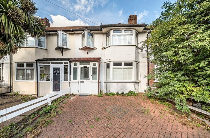 4 Bedroom Terraced House To Rent In Tamworth Lane, Mitcham, CR4