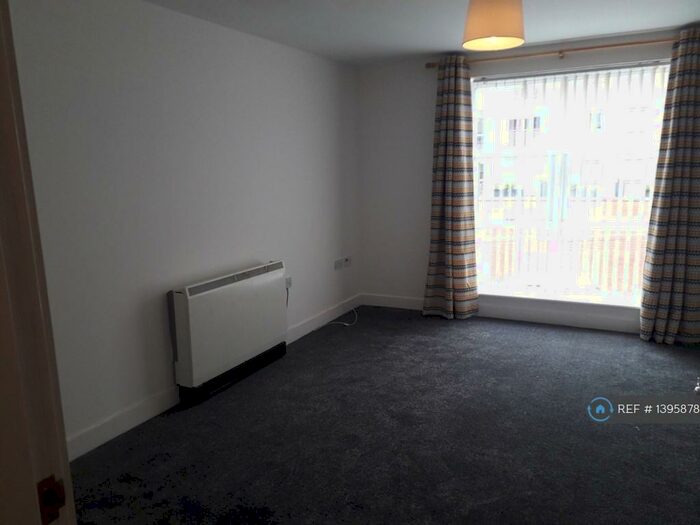 2 Bedroom Flat To Rent In Queens Road, Chester, CH1