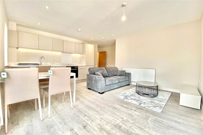2 Bedroom Apartment For Sale In Green Quarter, Cross Green Lane, Leeds, West Yorkshire, LS9