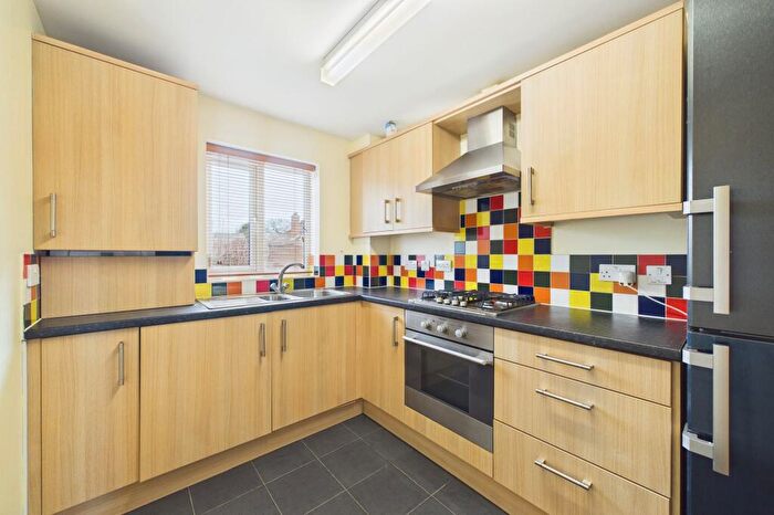 1 Bedroom Flat For Sale In Avenue Gardens, Thetford, IP24