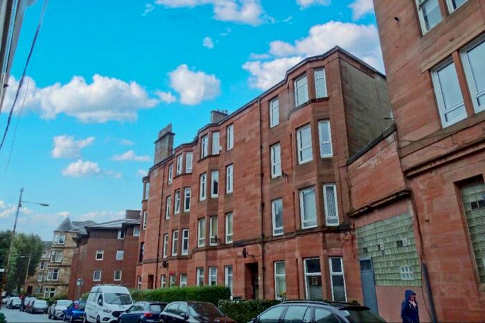 2 Bedroom Flat To Rent In Bed Unfurnished @ Battlefield Gardens, G42