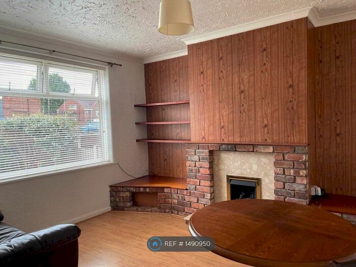 3 Bedroom Semi-Detached House To Rent In Barrymore Avenue, Warrington, WA4