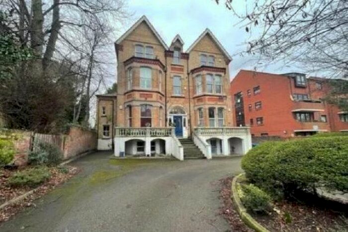 2 Bedroom Flat To Rent In Linnet Lane, Liverpool, L17