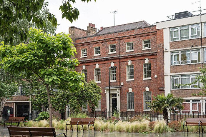 1 Bedroom Flat For Sale In Charles Square, Hoxton, London, N1