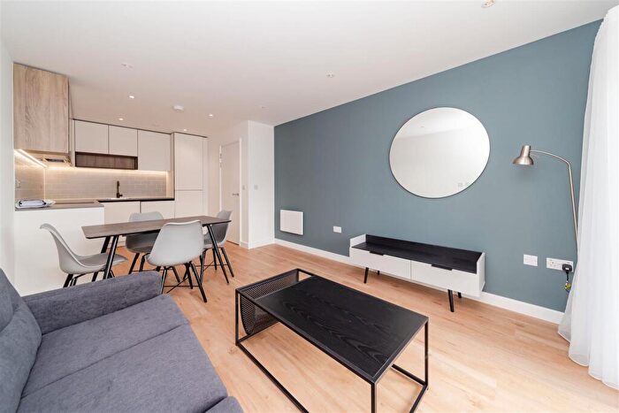 1 Bedroom Apartment To Rent In East Drive, London, NW9