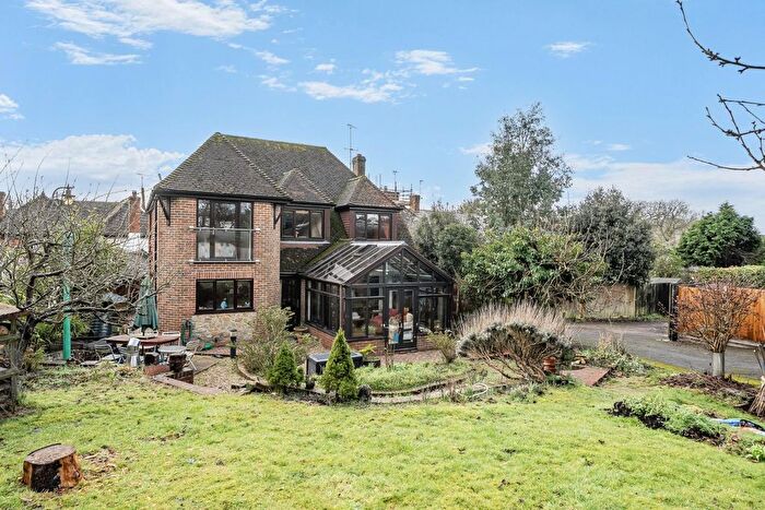 4 Bedroom Detached House For Sale In The Street, Willesborough, TN24