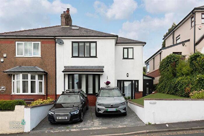 3 Bedroom Semi-Detached House For Sale In Grove Bank, Burnley Road, Briercliffe, BB10